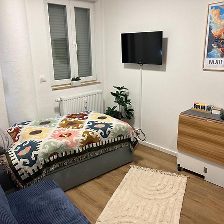 Modernesminizimmer-Stadtnah-Selfcheckin-Parkplatz Neurenberg Buitenkant foto