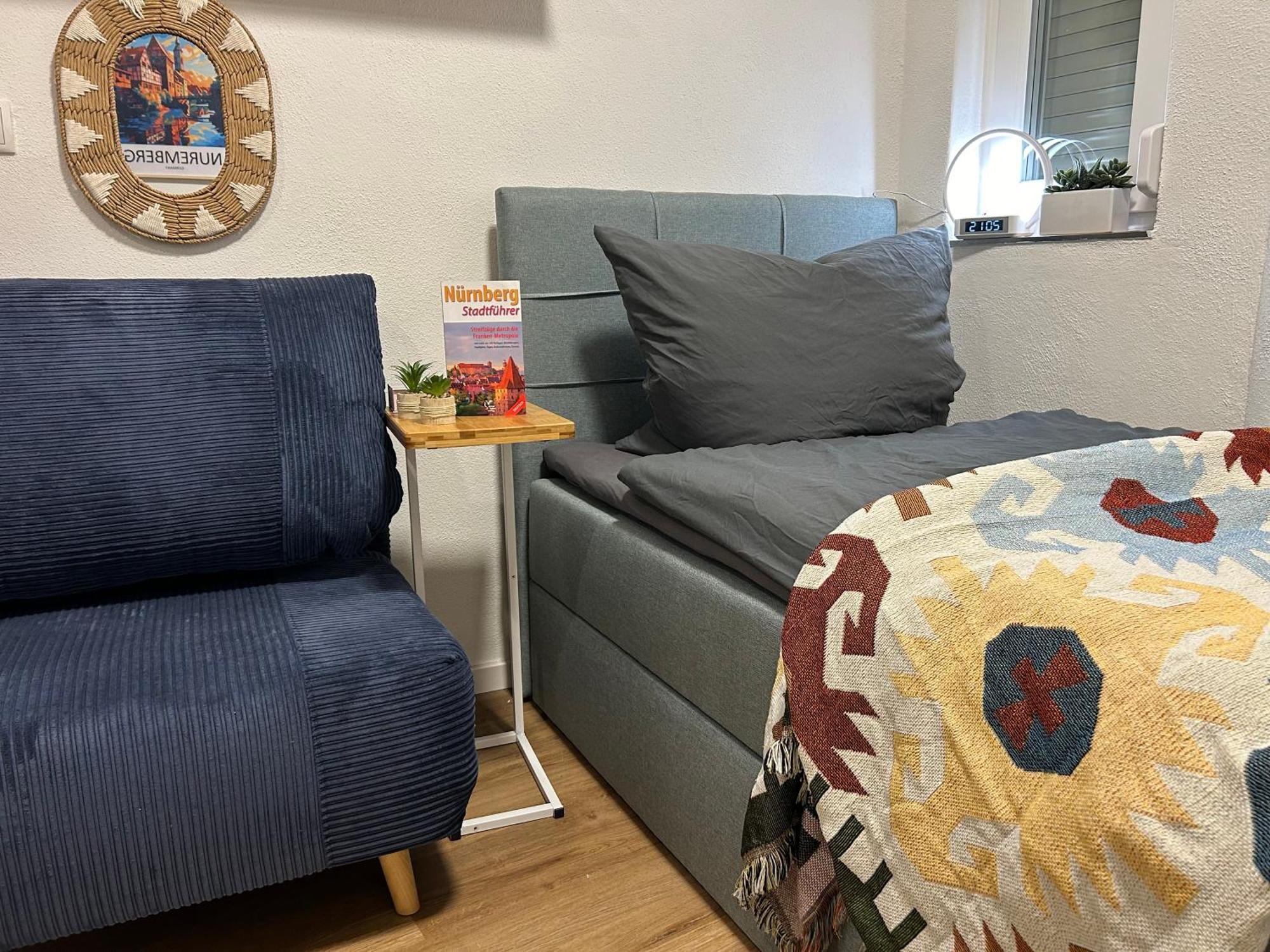 Modernesminizimmer-Stadtnah-Selfcheckin-Parkplatz Neurenberg Buitenkant foto